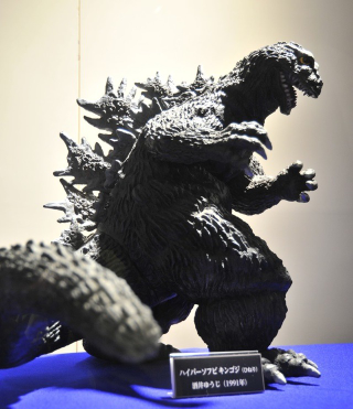 Illustration for article titled Japanese Plastic Figurines and Dioramas Sure Are Cool